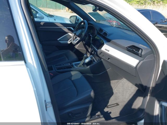2021 AUDI Q3 WA1DECF31M1037901 Photo 4