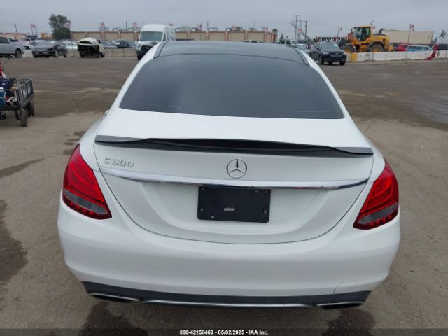 55SWF4JB5JU253705 Mercedes-Benz C 300