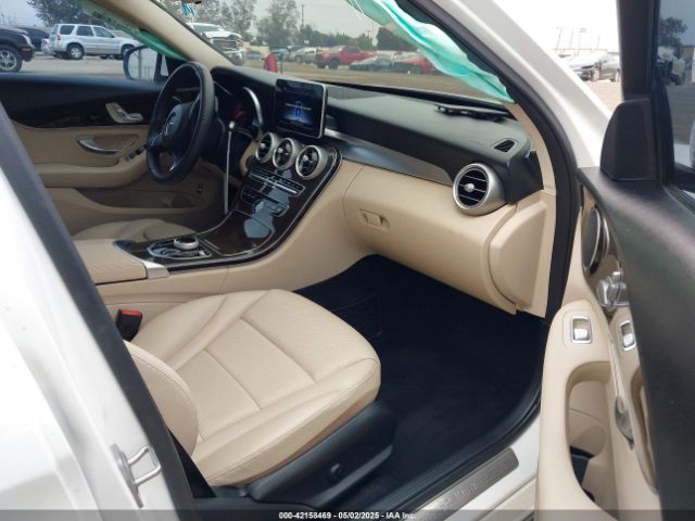 55SWF4JB5JU253705 Mercedes-Benz C 300