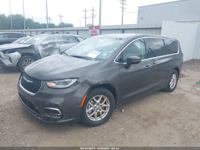 Chrysler Pacifica Touring L 2023 2C4RC1BG5PR602455 Image 2