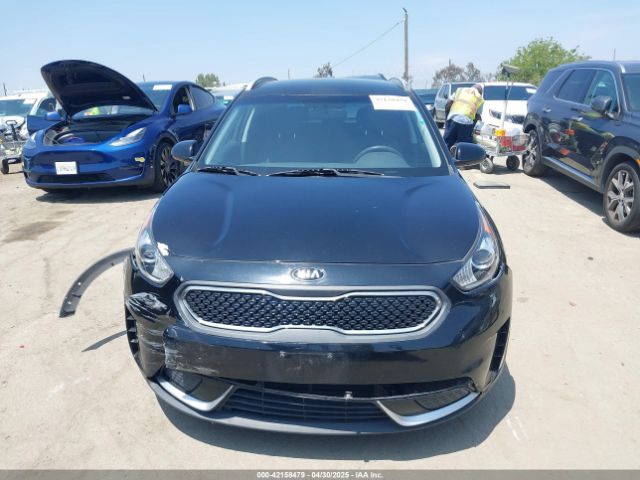 KNDCB3LC0K5290177 KIA NIRO LX