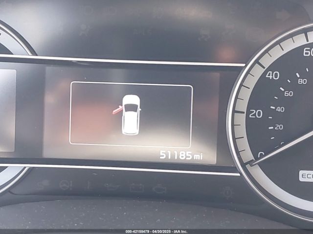 KNDCB3LC0K5290177 KIA NIRO LX