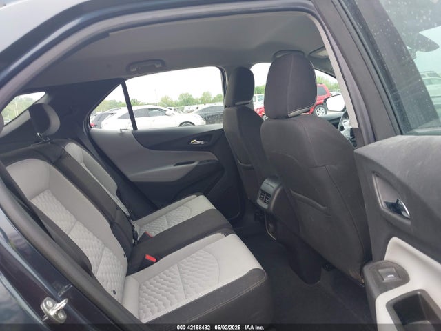 3GNAXHEV5JL367233 Chevrolet EQUINOX LS