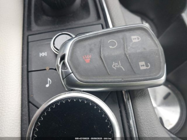 2021 CADILLAC XT5 1GYKNDRS4MZ132969 Photo 10
