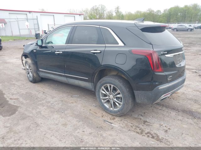 2021 CADILLAC XT5 1GYKNDRS4MZ132969 Photo 2