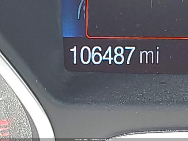 1FMCU9J93HUC13107 Ford Escape Titanium