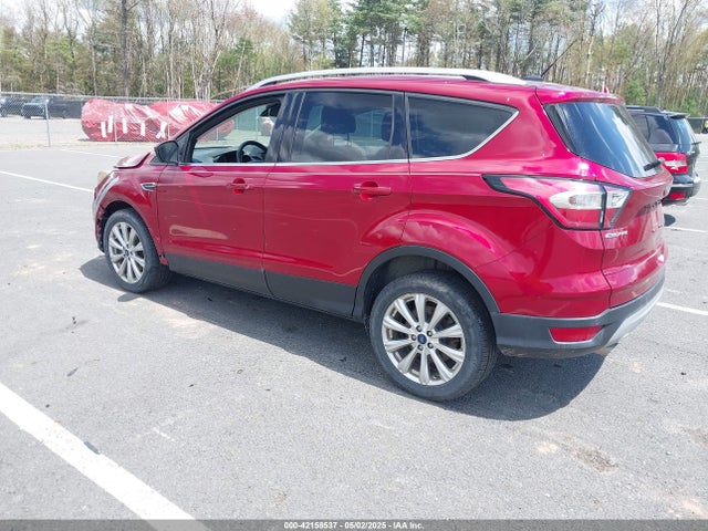 1FMCU9J93HUC13107 Ford Escape Titanium