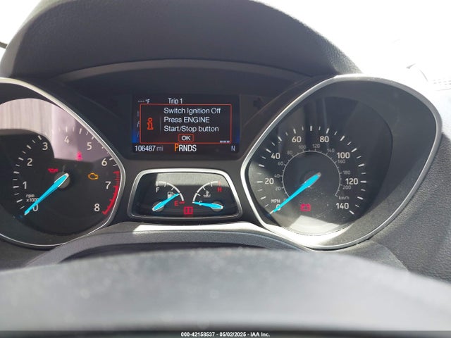 1FMCU9J93HUC13107 Ford Escape Titanium