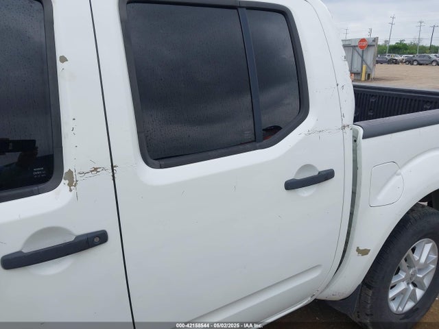 1N6AD0ER5JN747207 Nissan 2018