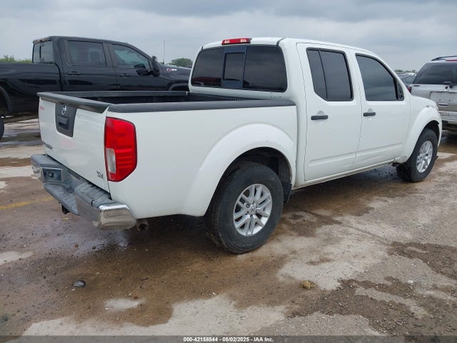1N6AD0ER5JN747207 Nissan 2018