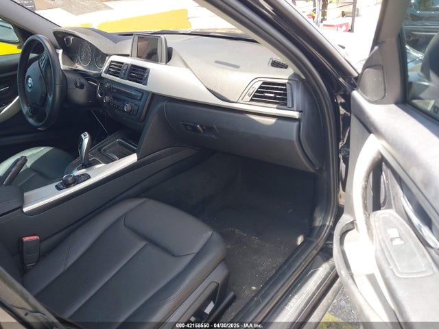 WBA3B1C55EK135357 BMW 320i