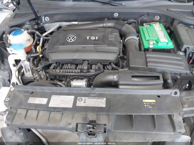 1VWBT7A30FC064531 Volkswagen Passat 1.8t Se