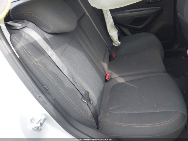 KL7CJKSB3LB310265 Chevrolet Trax Fwd Ls