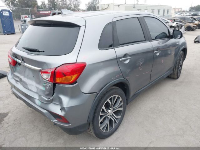 2018 MITSUBISHI OUTLANDER SPORT JA4AP3AW8JU013880 Photo 3