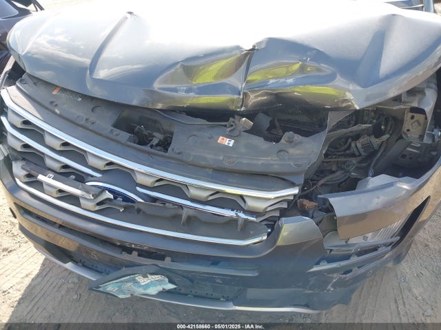 1FM5K8D89HGC44162 Ford EXPLORER XLT