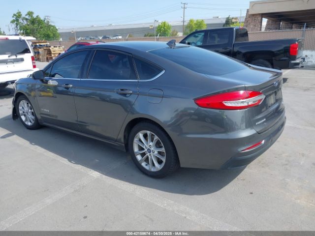 3FA6P0LU8KR286757 Ford Fusion Hybrid Se