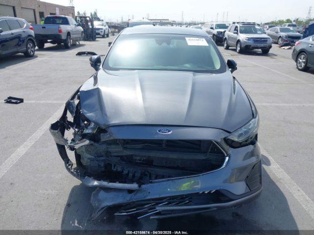 3FA6P0LU8KR286757 Ford Fusion Hybrid Se