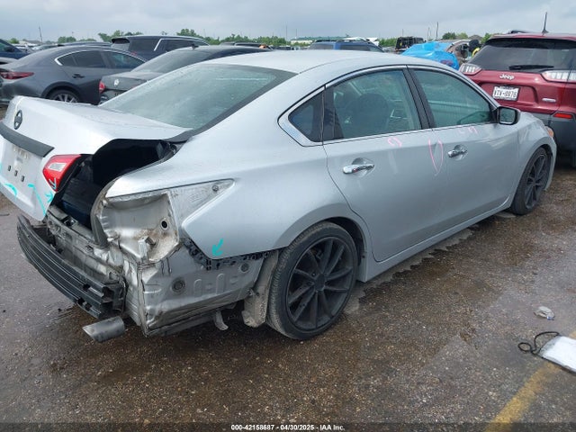1N4AL3AP1HN347639 Nissan Altima 2.5 S