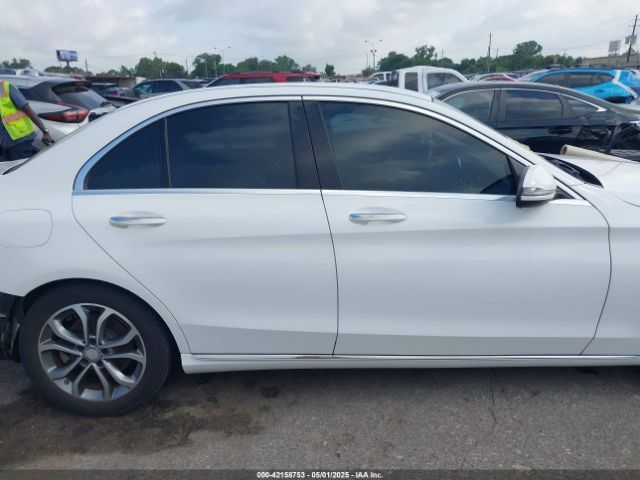 55SWF4JB6GU178537 Mercedes-Benz C 300 Luxury/sport