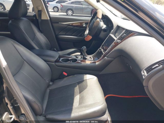 JN1BV7AR8FM391645 Infiniti Q50 Premium