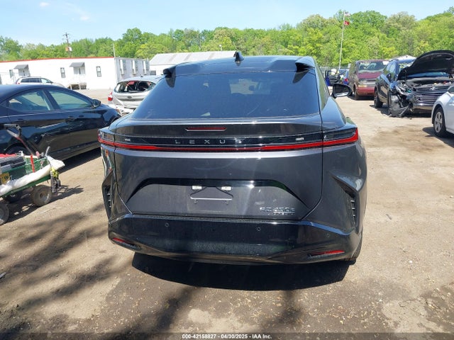 Lexus 2025 2025 JTJAAAAB0SA028625 Image 16