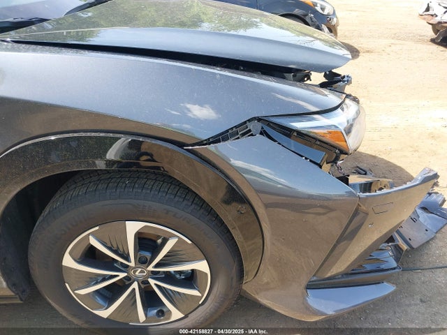Lexus 2025 2025 JTJAAAAB0SA028625 Image 17