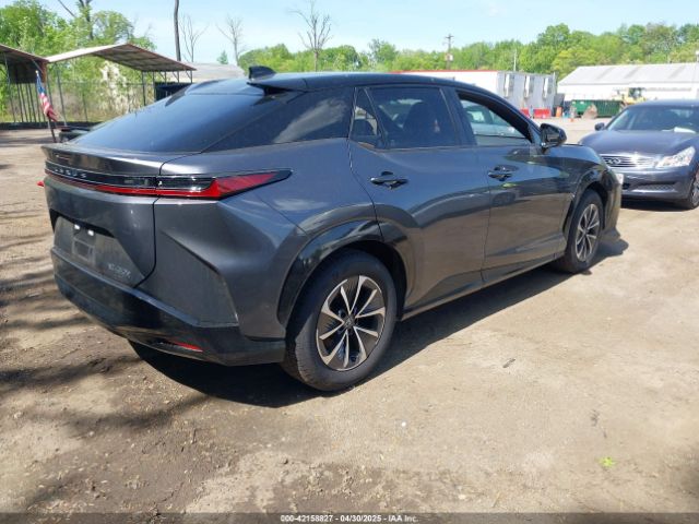 2025 LEXUS RZ 450E JTJAAAAB0SA028625 Photo 3