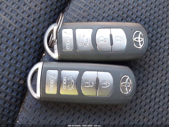 3MYDLBYV3HY183787 Toyota YARIS IA