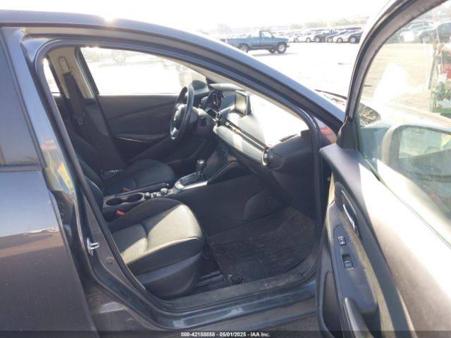 3MYDLBYV3HY183787 Toyota YARIS IA