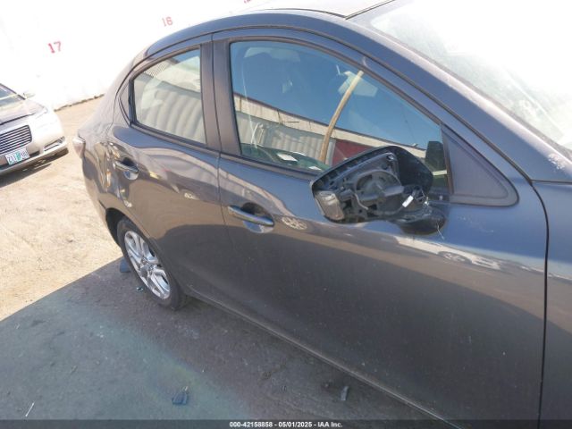 3MYDLBYV3HY183787 Toyota YARIS IA