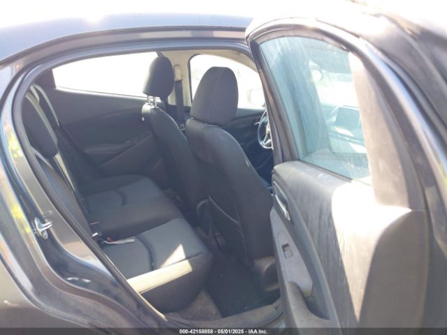 3MYDLBYV3HY183787 Toyota YARIS IA