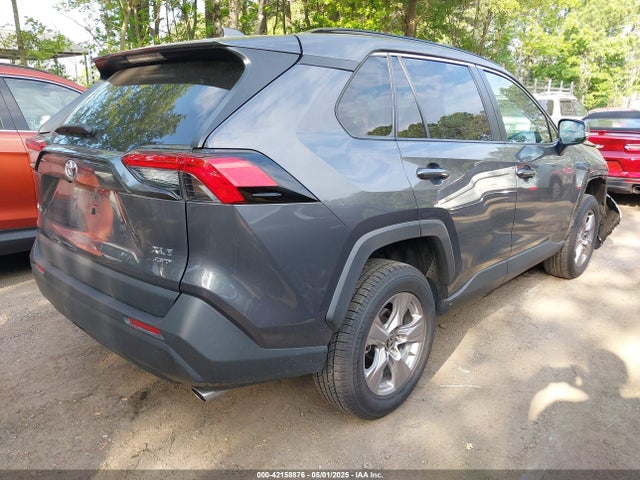 2T3P1RFV4NW277532 Toyota Rav4 Xle