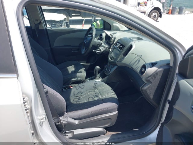1G1JC5SG6G4120805 Chevrolet Sonic Lt Auto