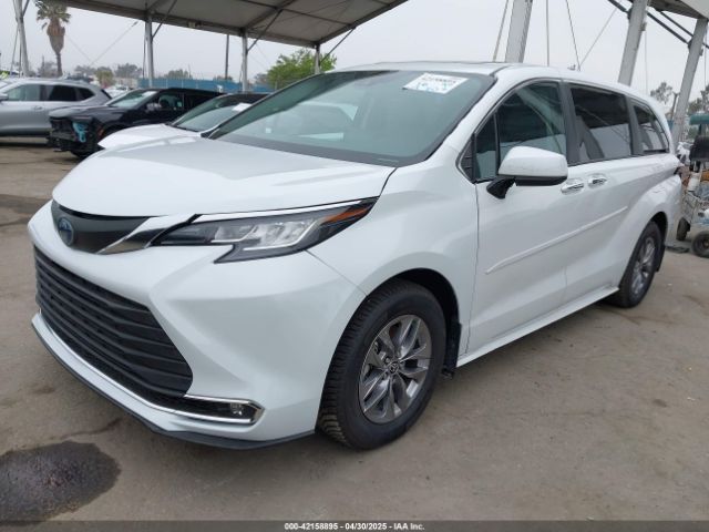 5TDYRKEC3PS141787 Toyota SIENNA XLE