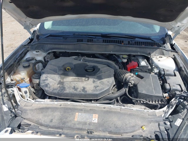 3FA6P0H92FR283878 Ford FUSION SE