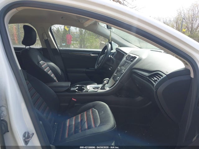 3FA6P0H92FR283878 Ford FUSION SE