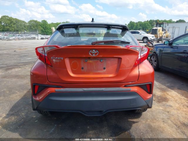 NMTKHMBX9LR107762 Toyota C-HR XLE