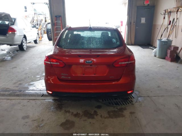 1FADP3H26JL300829 Ford FOCUS SEL