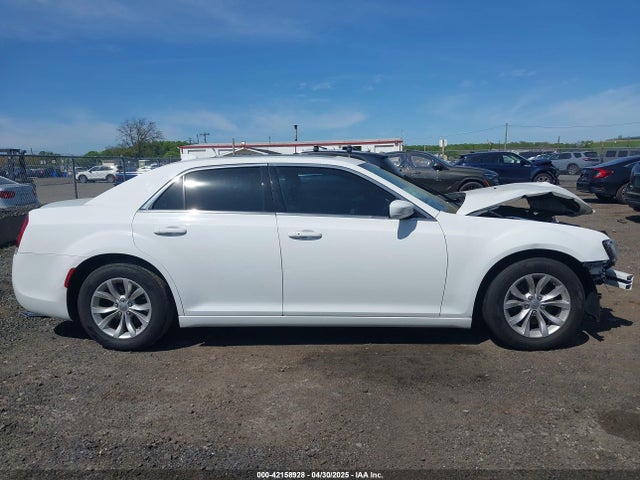 Chrysler 300 Limited 2016 2C3CCAAG5GH147494 Image 13