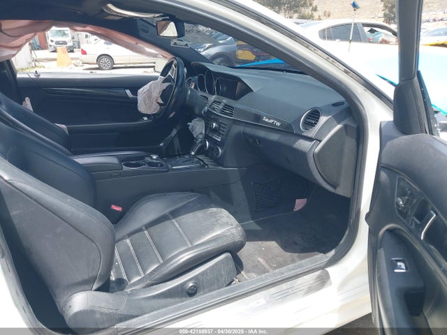 WDDGJ7HB8FG387378 Mercedes-Benz C-Class