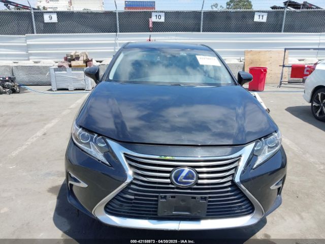 JTHBW1GG5J2194268 Lexus ES 300H