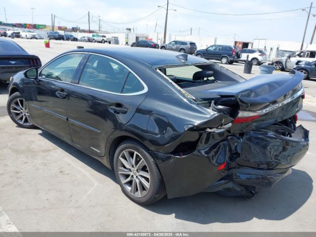 JTHBW1GG5J2194268 Lexus ES 300H