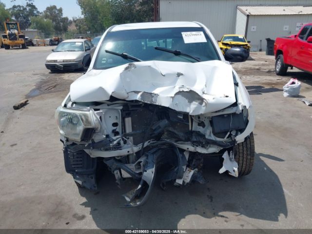 5TFNX4CN0EX040545 Toyota Tacoma