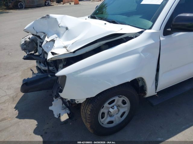 5TFNX4CN0EX040545 Toyota Tacoma