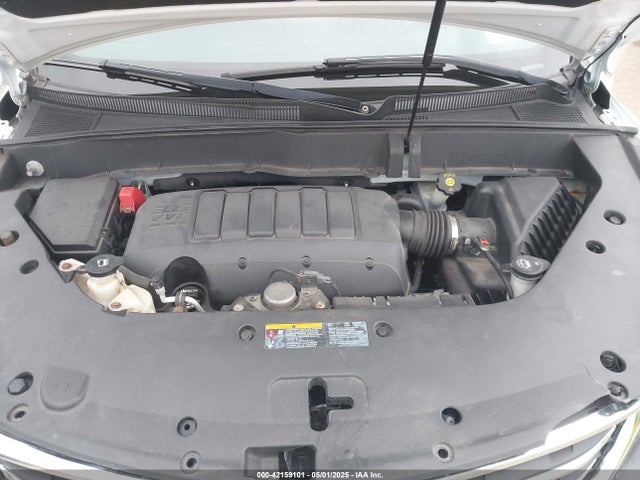 1GNKVHKD8HJ181502 Chevrolet Traverse 2lt