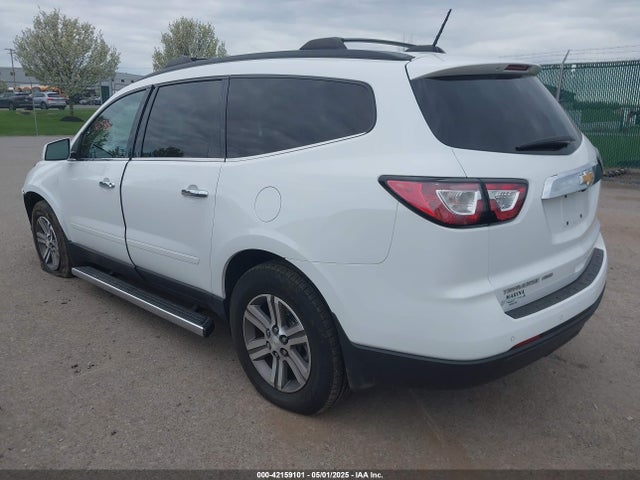 1GNKVHKD8HJ181502 Chevrolet Traverse 2lt