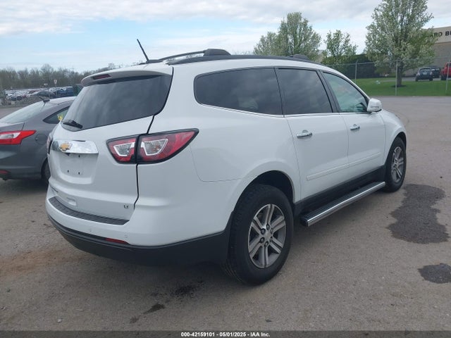 1GNKVHKD8HJ181502 Chevrolet Traverse 2lt