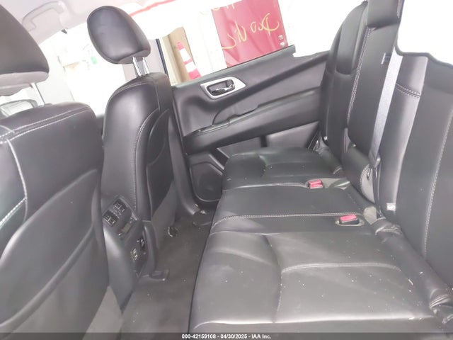 5N1DR2MM0JC678517 Nissan Pathfinder Sl