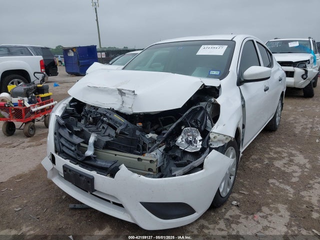 3N1CN7AP5JL812646 Nissan Versa 1.6 S
