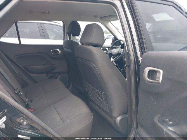 2022 HYUNDAI VENUE KMHRB8A3XNU197571 Photo 7